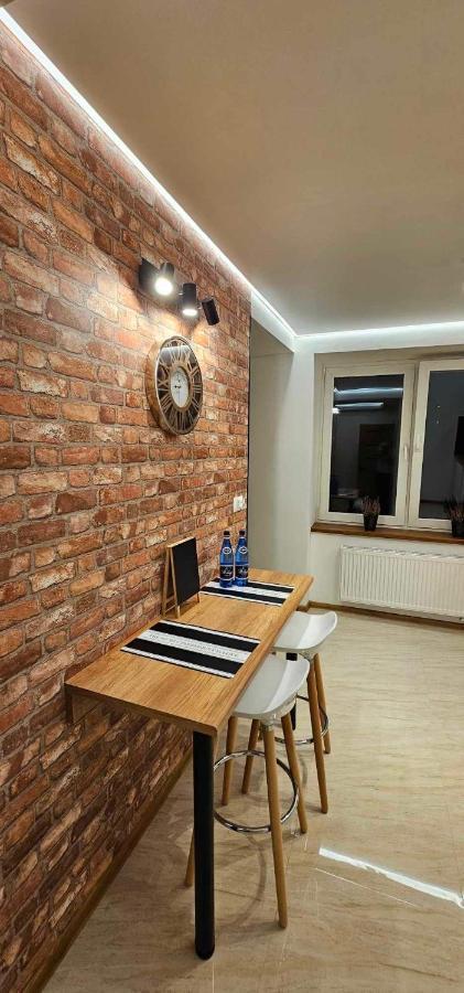 Apartament S24 Przemysl Ngoại thất bức ảnh